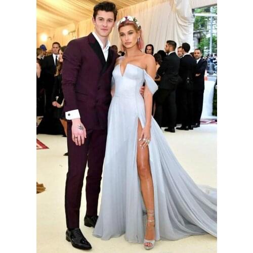 Sexy Formal Celebrity Dresses A-line Off The Shoulder Chiffon Slit Long Evening Dresses Famous Red Carpet Dresses