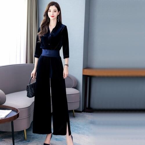 Outfit Korean 2019 New Fashion Women Two Piece Set V Neck Tops + Pants Velvet 2Pcs Set Suit For Female Autumn Winter AA5251