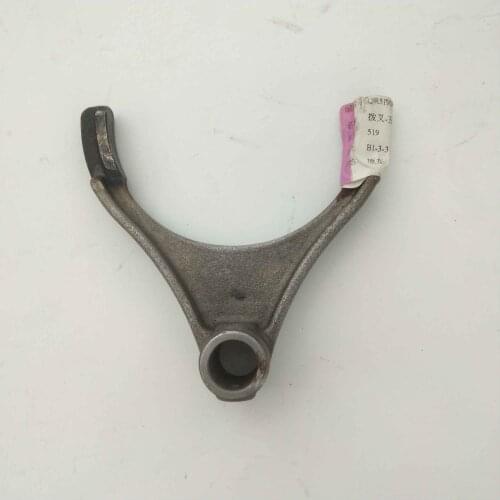 Good Quality Gearbox 5 Speed And Reverse Fork For Chery FORA A21 A3 OEM:QR519MHA-1702301