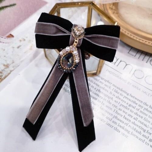 Delicate Black Grey Chic Velvet Brooches Pin Women Bowknot Drop Pendant Rhinestone Bow Ties OL Lady Elegant Shirt Accessories