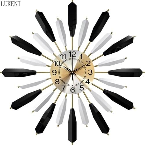 Modern Nordic Light Luxury Clock Wall Clock Living Room Mute Home Clock Decoration Restaurant Creative Decoration Clock Wall