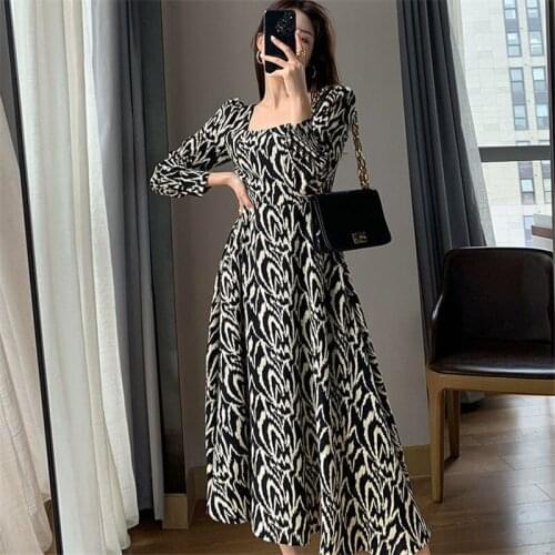 Spring Ladies One-piece Korean Women Dress Autumn Clothes French Vintage Hepburn Style Square Collar Long Sleeve Printing Dress