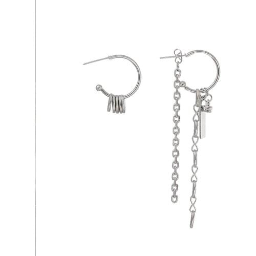 New Hip Hop Asymmetric Chain Fashion Simple Cold Wind Statement Design Sense Earrings Fashion Womens Ear Accessories Wholesale