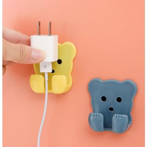 2Pcs/Set Household Plastic Socket Storage Rack Wall Mounted Cartoon Animal Power Cord Plug Bracket Waterproof Plug Hook