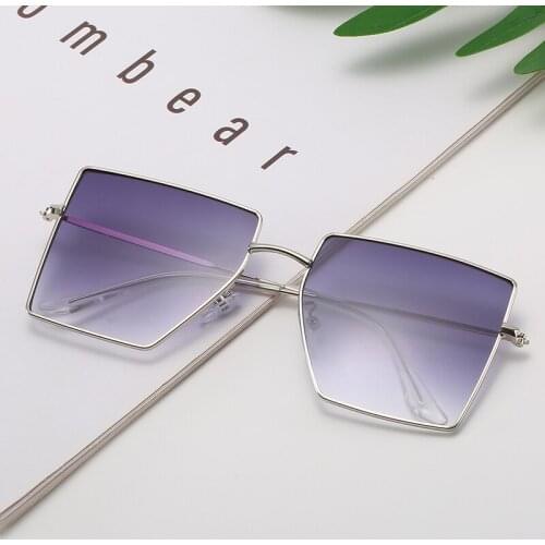 Fashion Vintage Oversize Square Sun Glasses for Men Women Metal Frame Driving Sunglasses UV400 Pink Bule Mirror Gradient Goggle