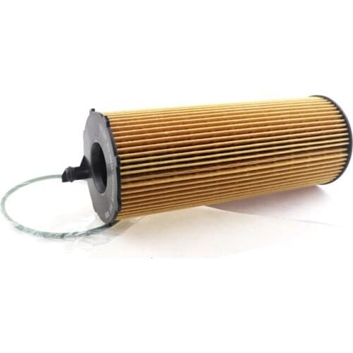 1PCS Oil Filter For VOLKSWAGEN PHAETON-[2002-2016]/TOUAREG-[2002-2013] 057115561K