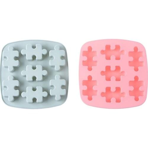 Silicone Material Blue and Pink 2 Colors to Choose Chocolate Candy Mold for Kitchen Microwave Oven Gift for Baking Lover