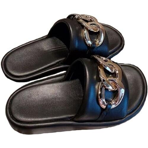 Leisure Slides Female Summer Outdoor Wearing Luxury Cowhide Leather Fashion and Comfortable Golden Metal Decoration Sandals 2021