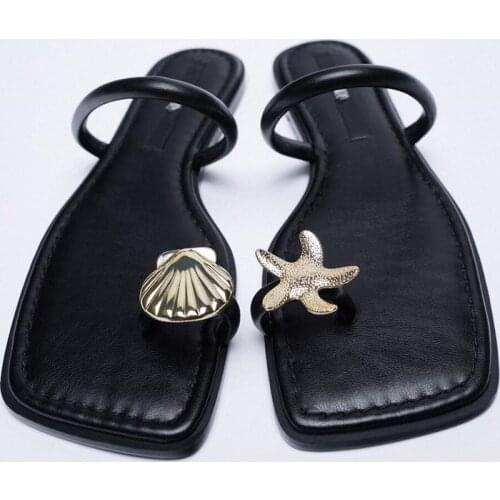Brand Slippers Women Summer Luxury 2021 New Fashion One Word Buckle Metal Flat-Heeled Beach Sandals Plus Size 41 Chaussure Femme