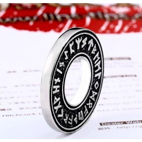 Vintage Runic Vegvisir Compass Pendant Necklace Pagan Elder Futhark Runes Viking Necklace Norse Amulet Talismans Jewelry R7RF