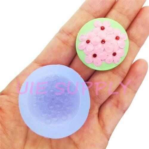 CYL233U 29.8mm Round Flower Cameo Silicone Mold Fondant Cake Decoration Candy Chocolate Making Resin Clay Soap Aromatherapy