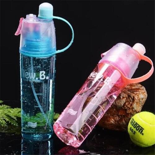 600ML Hot Sports Water Bottle Protein Shaker Outdoor Travel Portable Leakproof Drinkware Plastic Spray Water Cup Outdoor Sports