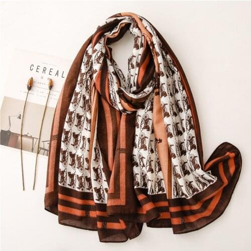Women Carriage and Chain Fringe Viscose Shawl Scarf Spain Luxury Brand Printed Pashminas Snood Bufandas Muslim Sjaal 180*85Cm