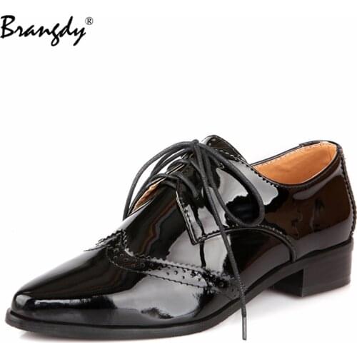 Brangdy Fashion Women Oxford Shoes Patent Leather Spring Autumn Women Brogue Shoes Pointed Toe Women Flats Lace Up Size34-43