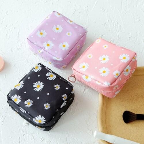 Portable Fabric Large Capacity Sanitary Towel Napkin Pad Tampon Purse Bag Organizer Pouch Girls Feminine Hygiene Pad Storage