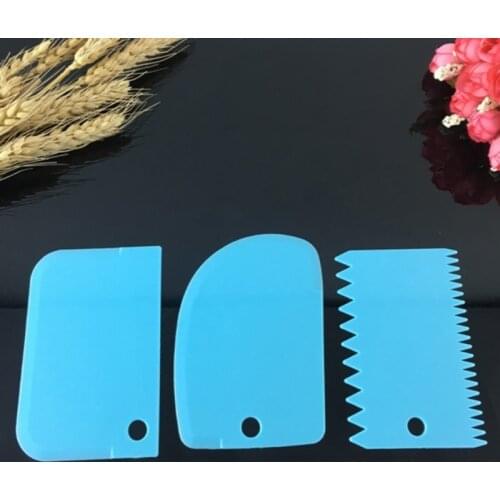 3 pcs Baking Pastry Tools Dough Knife Icing Fondant Scraper Decorating Plain Smooth Spatulas Cutters Cake Plastic Tool