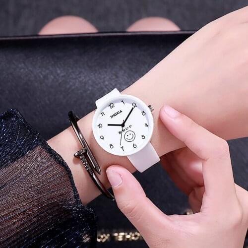 UTHAI Women's Electronic Watch
