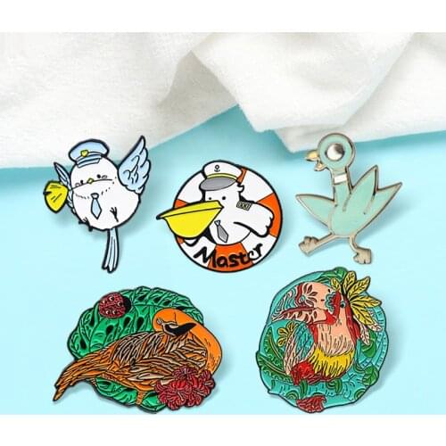 Bird Seagull Parrot Brooches Bird Crane Swallow Enamel Pins Forest Sea Animal Broche Lapel Badge Jewelry Gift Kids Wholesale
