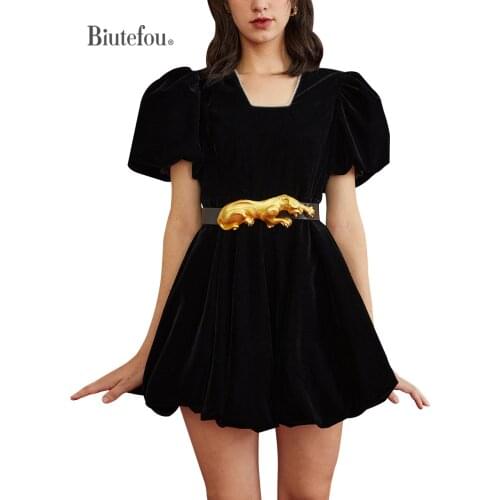 2021 Autumn Women Pearl Square Collar Thick Velvet Ball Gown Dress