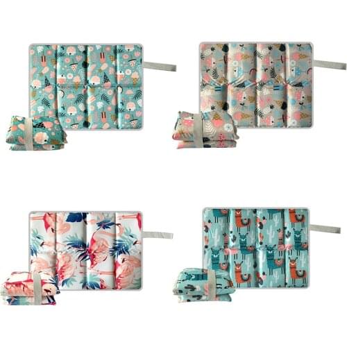 Folding Beach Tent Picnic Mat Sleeping Pad Oxford Cloth Folding Camping Mat Portable Beach Prevent Dirty Hiking Seat Pad