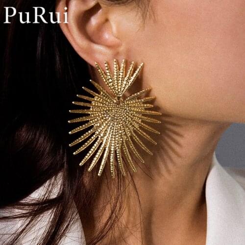 Goth Vintage Big Metal Drop Dangle Earrings for Women Geometric Sector Shape Wedding Party Jewelry Gold Large Statement Earrings