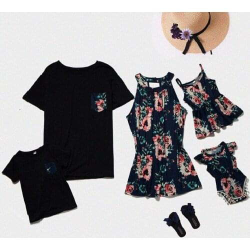 Family Matching Outfits Look Couples Summer Mommy and Me Clothes Flower Mother/Mom Daughter Dresses Short Sleeve Men Boys Tshirt