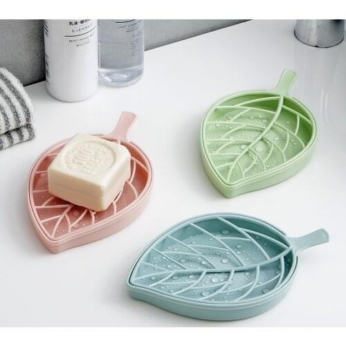 Portable Soap Holder 3 Colors Leaf Shape Non Slip Soap Box Toilet Shower Tray Draining Rack Bathroom Gadgets Soap Dish Soap