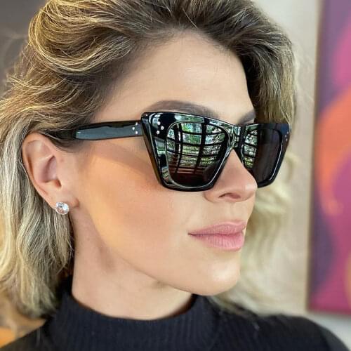Classic Womens Cat Eye Sunglasses Fashion Designer Luxury Brand Vintage Sunglasses Female White Cool Retro Cateye Glasses UV400