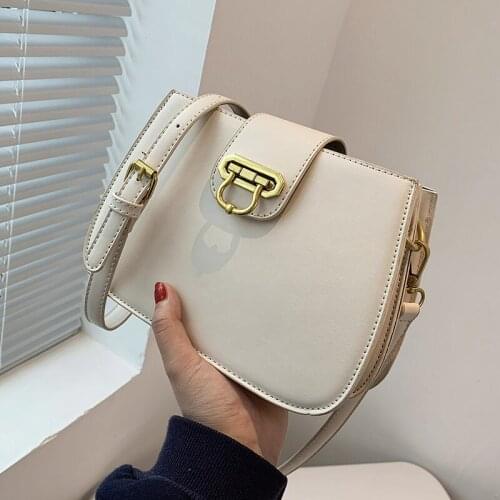 Design All-match Ins Female Bag 2021 Popular New Fashion Messenger Bag High-end Square Bag Shoulder Bag Width: 23cm