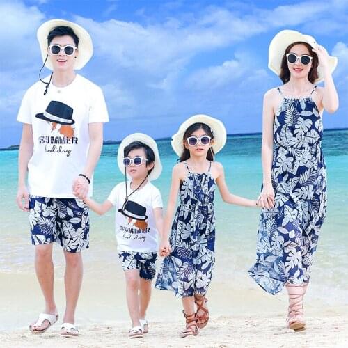 2019 new Bohemia Summer Family outfits mom daughter dress sleeveless dresses dad son cotton T shirt+shorts sets family look