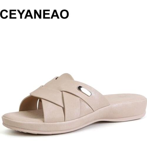 CEYANEAOWomen Casual Summer Flat Beach Slippers Female Crystal Rivets Slides Slipper Shoes For Girls Fashion Woman Leisure Footw