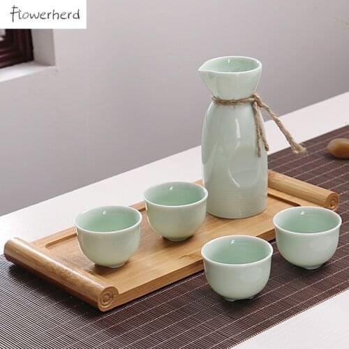 Japanese Style Ceramic Tea Cup Izakaya Porcelain Bar Sets White Spirit Bottle Dispenser Sake Pot Sake Cup Kiln Porcelain Bar Set