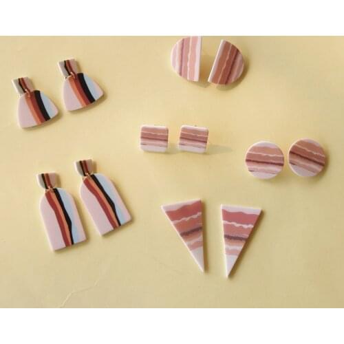 AOMU Bobo Contrast Color Summer Geometric Acrylic Vintage Earrings Handmade Beach Statement Jewelry Round Fashion Accessories