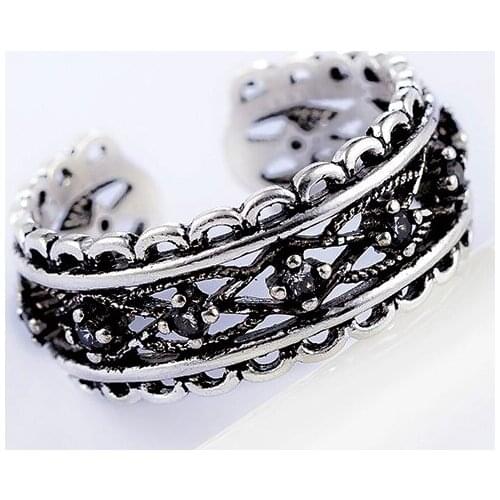 New Trendy Silver Color Hollow Crystal Rings For Women Wedding Men Jewelry Finger Rings Wholesale