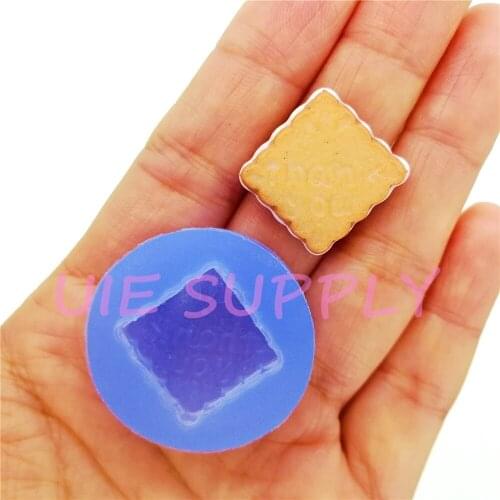 QYL471U 18.2mm x 17.8mm THANK YOU Square Cookie Biscuit Silicone Mold Fondant Cake Decoration Candy Craft Resin Clay Pendant DIY