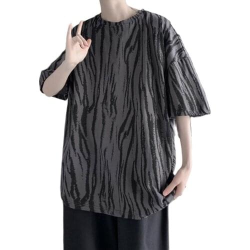 New zebra print mens T-shirt with short sleeves