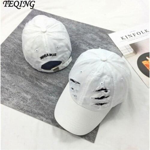 TEQING 2017 New Arrival Wind Hole Baseball Cap Autumn Wildside Cap Curved Eaves Casual Street Hip Hop Hat Men Women Caps Hats