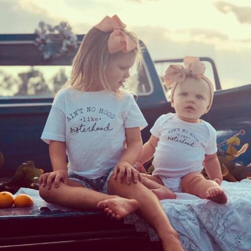 Sister Shirts Sisterhood Tshirt Matching Sister Summer Short Sleeve Shirts Sibling Clothes Aint No Hood Like Sisterhood Fashion