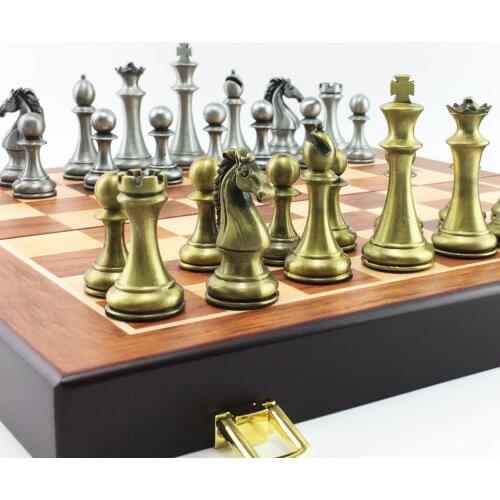 BSTFAMLY Kirsite Metal Chess Set Portable Game of International Chess Wooden Folding Chessboard King Height 67mm Chess Game I8