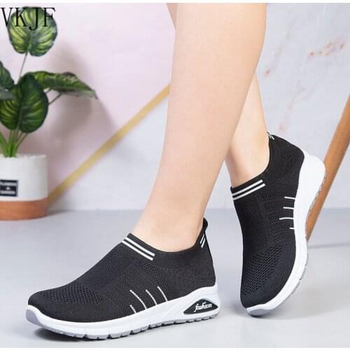 Women Flat Shoes Knit Woman Casual Slip On Vulcanized Shoes Female Mesh Soft Breathable Womens Footwear For Ladies Sneakers