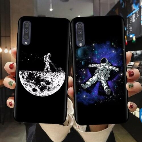 Space Moon Astronaut Case For Samsung A10 A20 A30 A40 A50 A70 A51 A71 A6 A7 A8 A9 Plus 2018 Cases Black Painted Phone Cover Capa