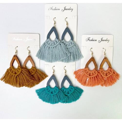 2021 Handworked Macrame Earrings Cutout Colored Wood Teardrop Fan Fringe Weave Cotton Tassel Earrings for Women Bohemian Jewelry