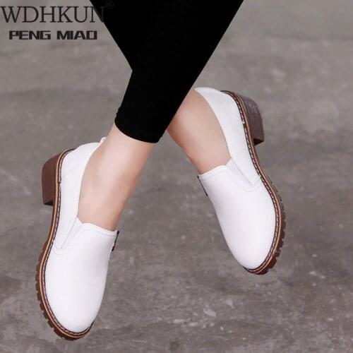 2020 Women Flat Shoes Round Toe Lace-Up Oxford Shoes Woman Soft Leather Brogue Women Shoes B908