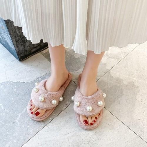 2021 New Fashion Women Fur Slippers Slides Home Indoor Thong Slippers For Bedroom Pearl Furry Fulffy Slippers Outdoor Shoes Lady