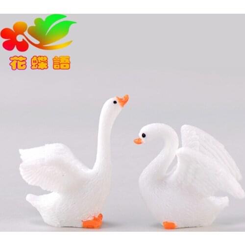 1PC Cute Goose Figurine Miniatures Home Decoration Kawaii Accessories Desk Garden Decor