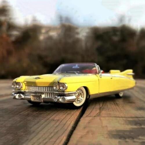 Diecast 1:32 Alloy Simulation Car Model 1959 Classic Antique Vehicle Collection Souvenir Ornaments Display Toy Gifts