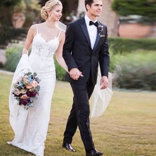 New Arrival Lace Boho Wedding Dresses Spaghetti Straps Sleeveless Wedding Gowns Appliques Beading Bride Dress Vestido De Noiva