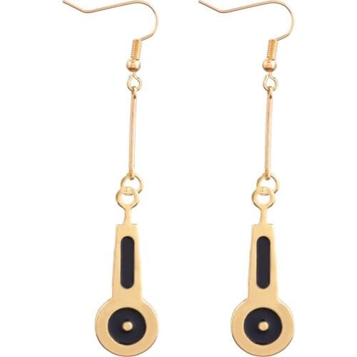 Anime JoJo Bizarre Adventure A pair Earrings Bruno Bucciarati Zipper Earrings Cosplay Props for Women Men Cherry Stud Ear Gift