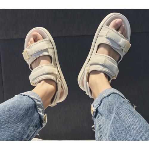 Mens sandals 2021 new trend versatile mens slippers wear fashionable non slip beach shoes mens hole shoes mens shoes