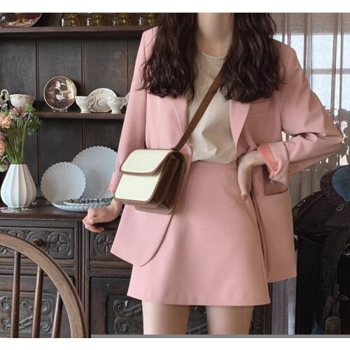 Spring and Autumn Korean Casual Pink Black Small Suit Coat Stylish Elegant Womens Blazer Two Piece Suit Mini Set Woman Skirt